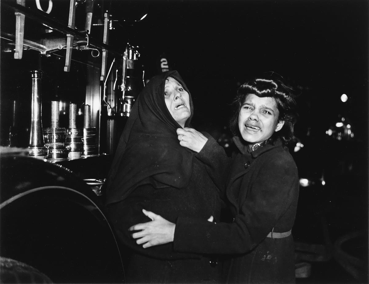 (WEEGEE) [ARTHUR FELLIG] (1899-1968) I Cried When I Took This Picture.